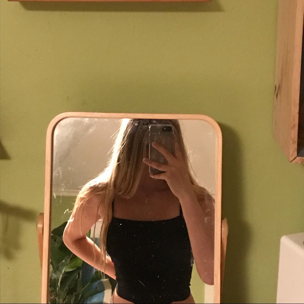 Black tank top from BRANDY MELVILLE 😆😆